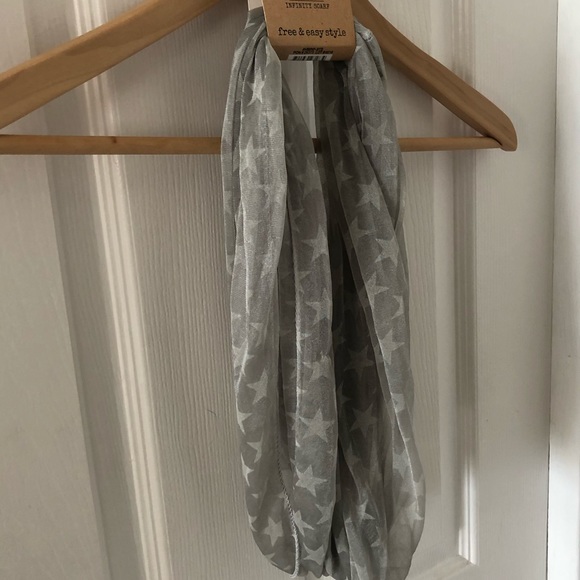 Lavello Homestyle Collection Infinity Scarf - Picture 2 of 3